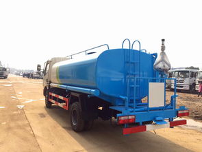 東風多利卡園林綠化灑水車 城市綠化的高效守護者